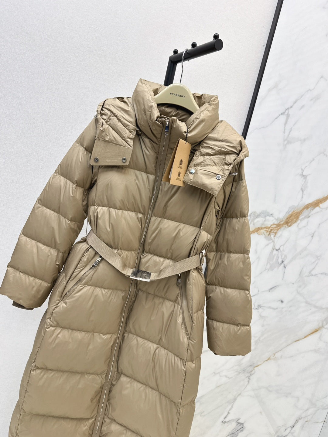 Bur 25fw donw coat