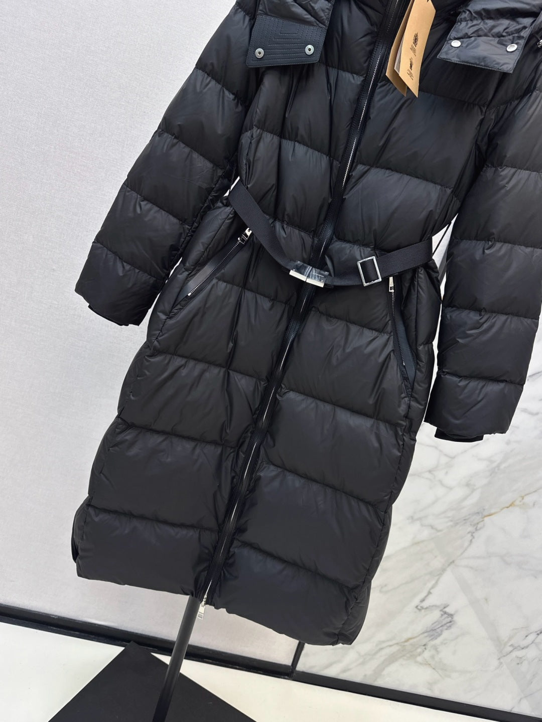 Bur 25fw donw coat