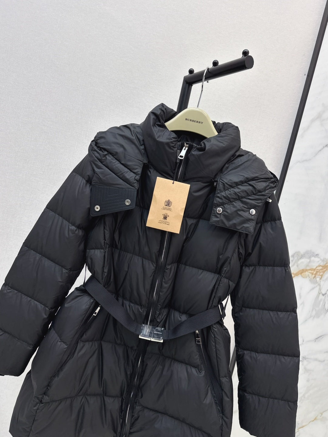 Bur 25fw down jacket