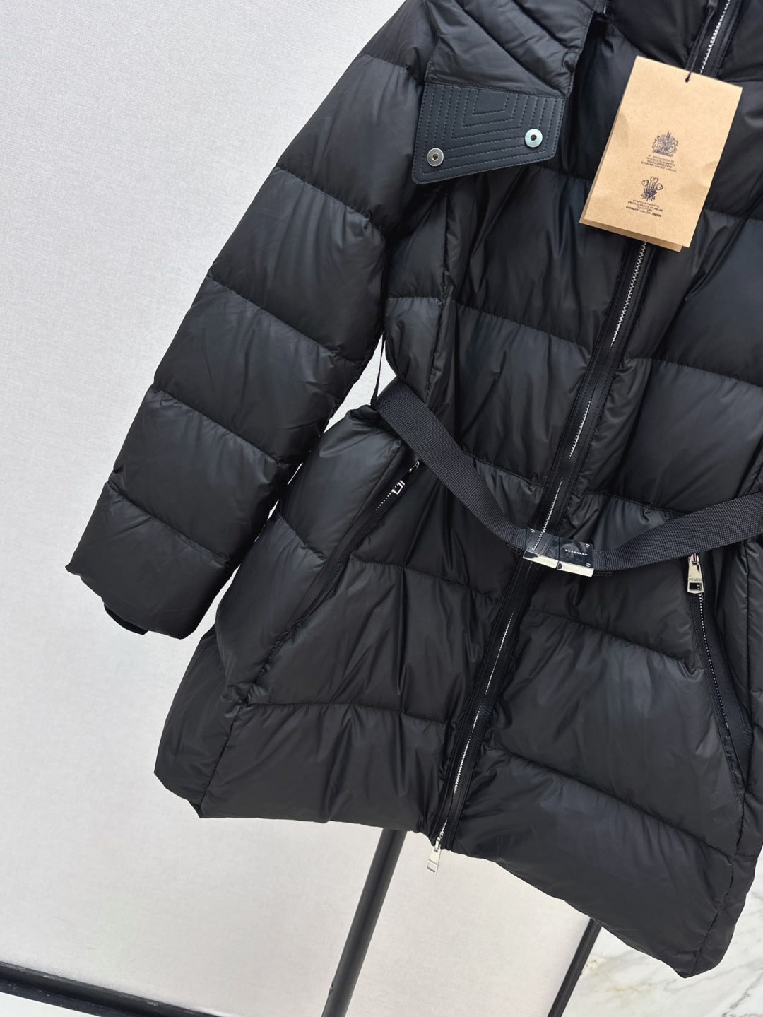 Bur 25fw down jacket