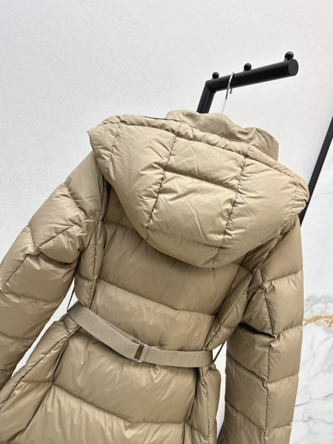 Bur 25fw down jacket