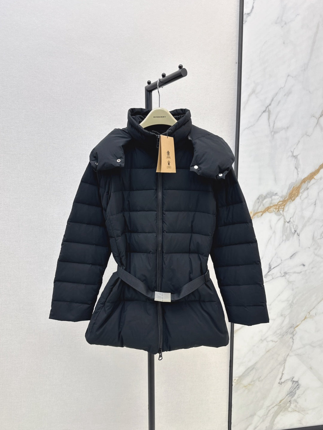 Bur 25fw down jacket