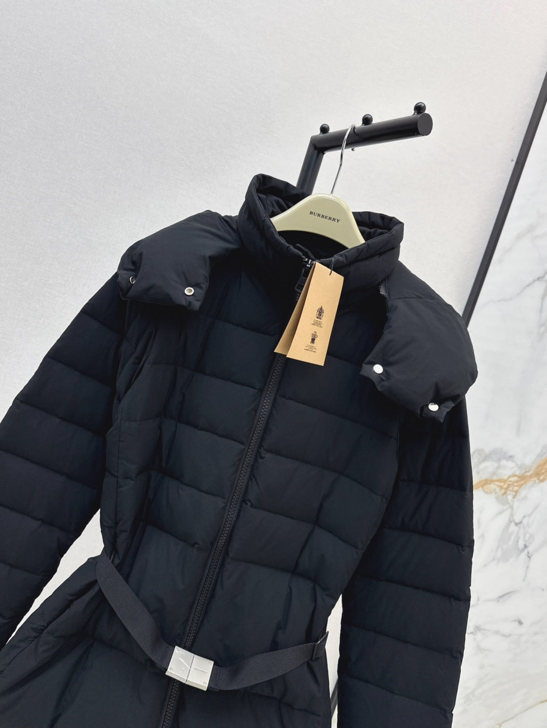 Bur 25fw down jacket