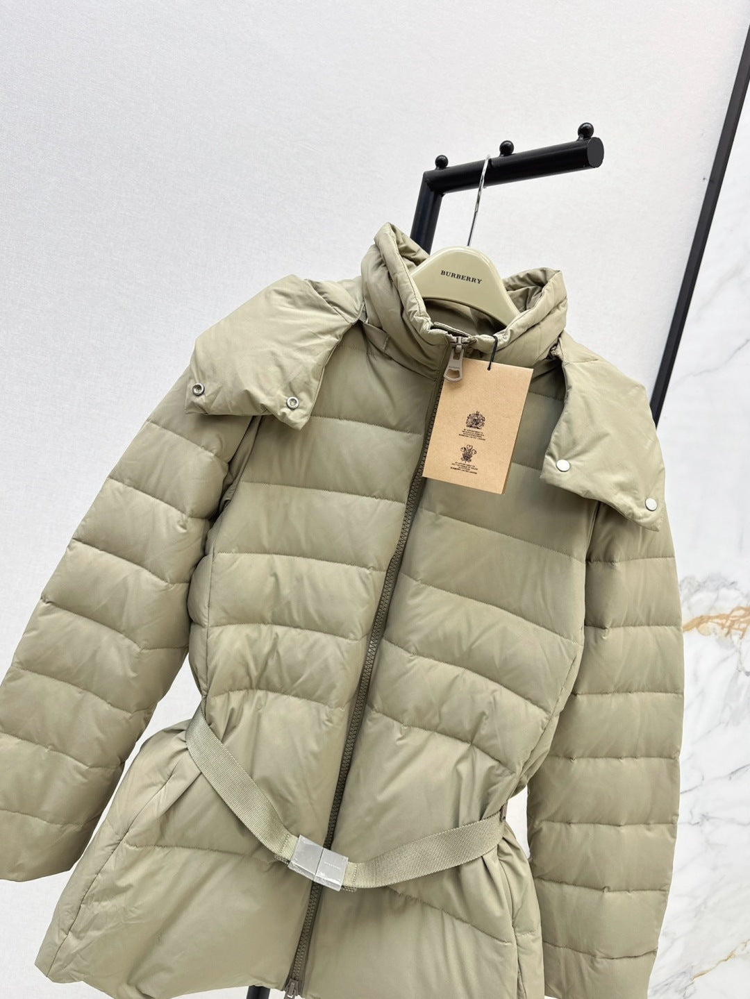 Bur 25fw down jacket