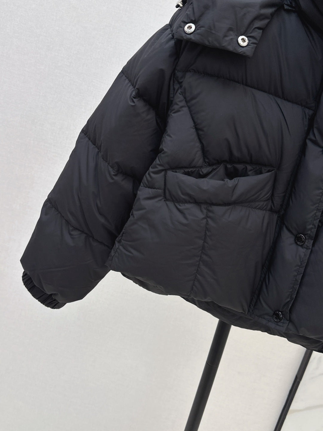 Pra 25fw down jacket