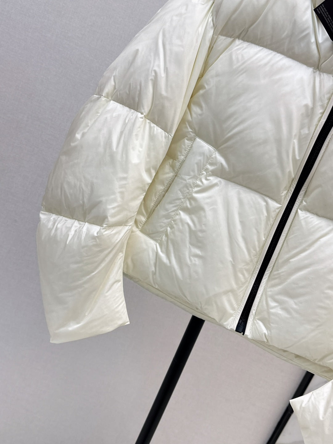 Pra 25fw down jacket