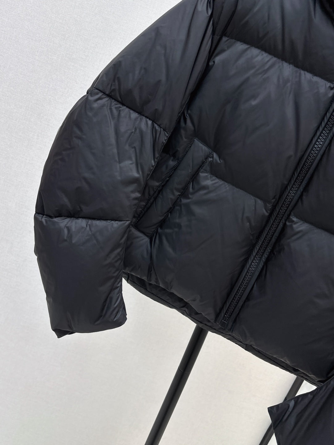Pra 25fw down jacket