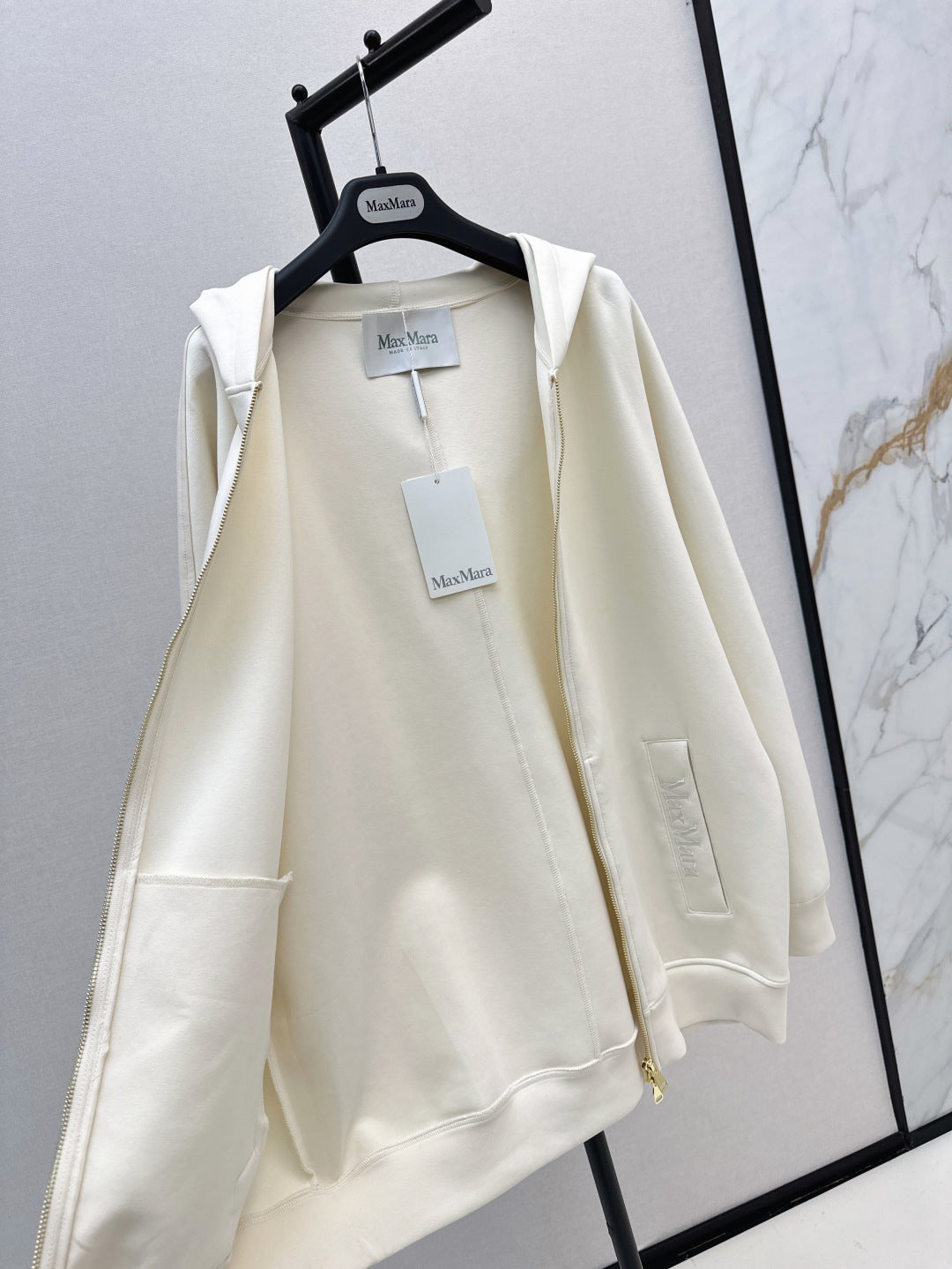 Lo 25fw hoodie