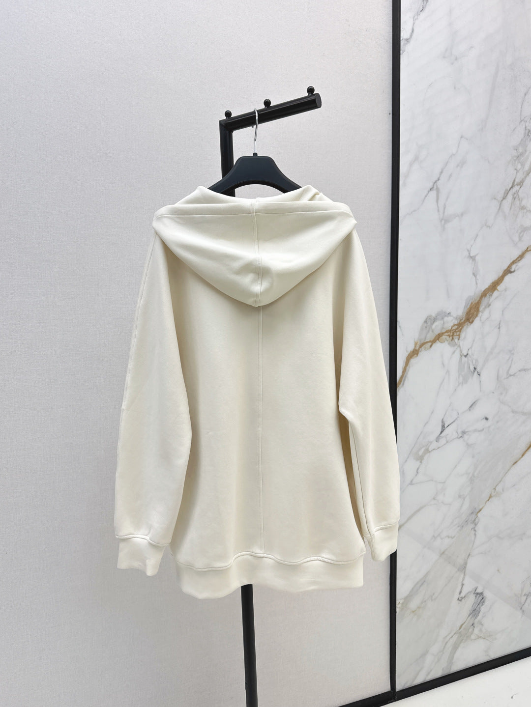 Lo 25fw hoodie