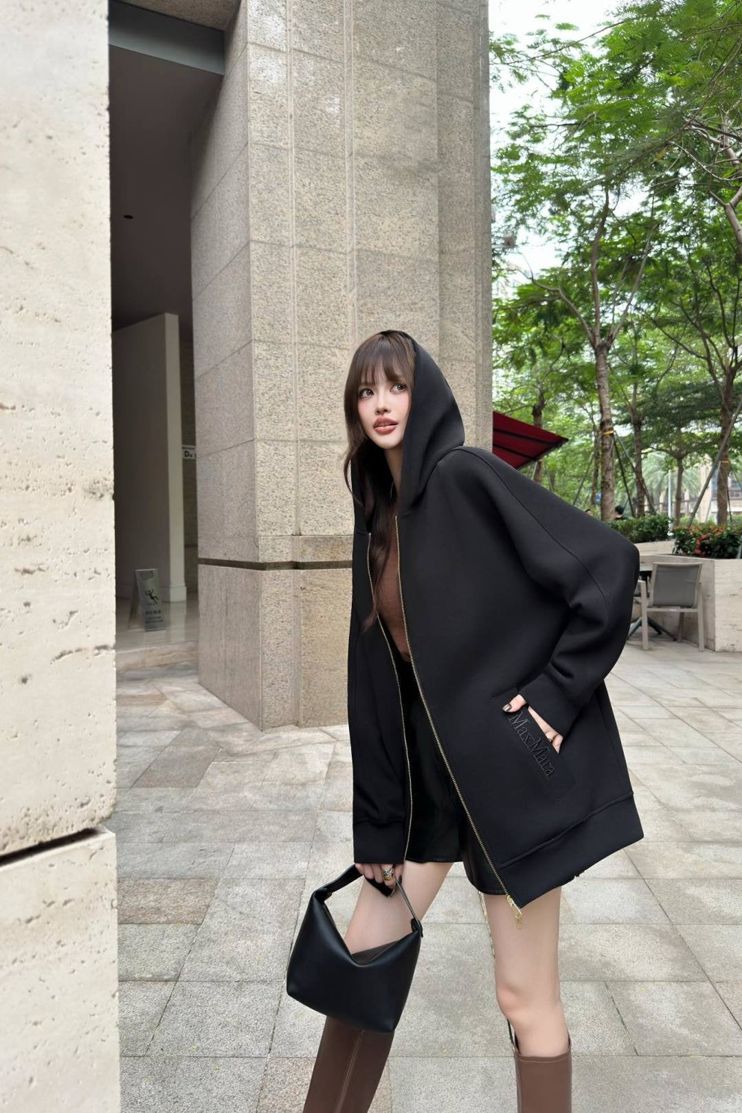 Lo 25fw hoodie