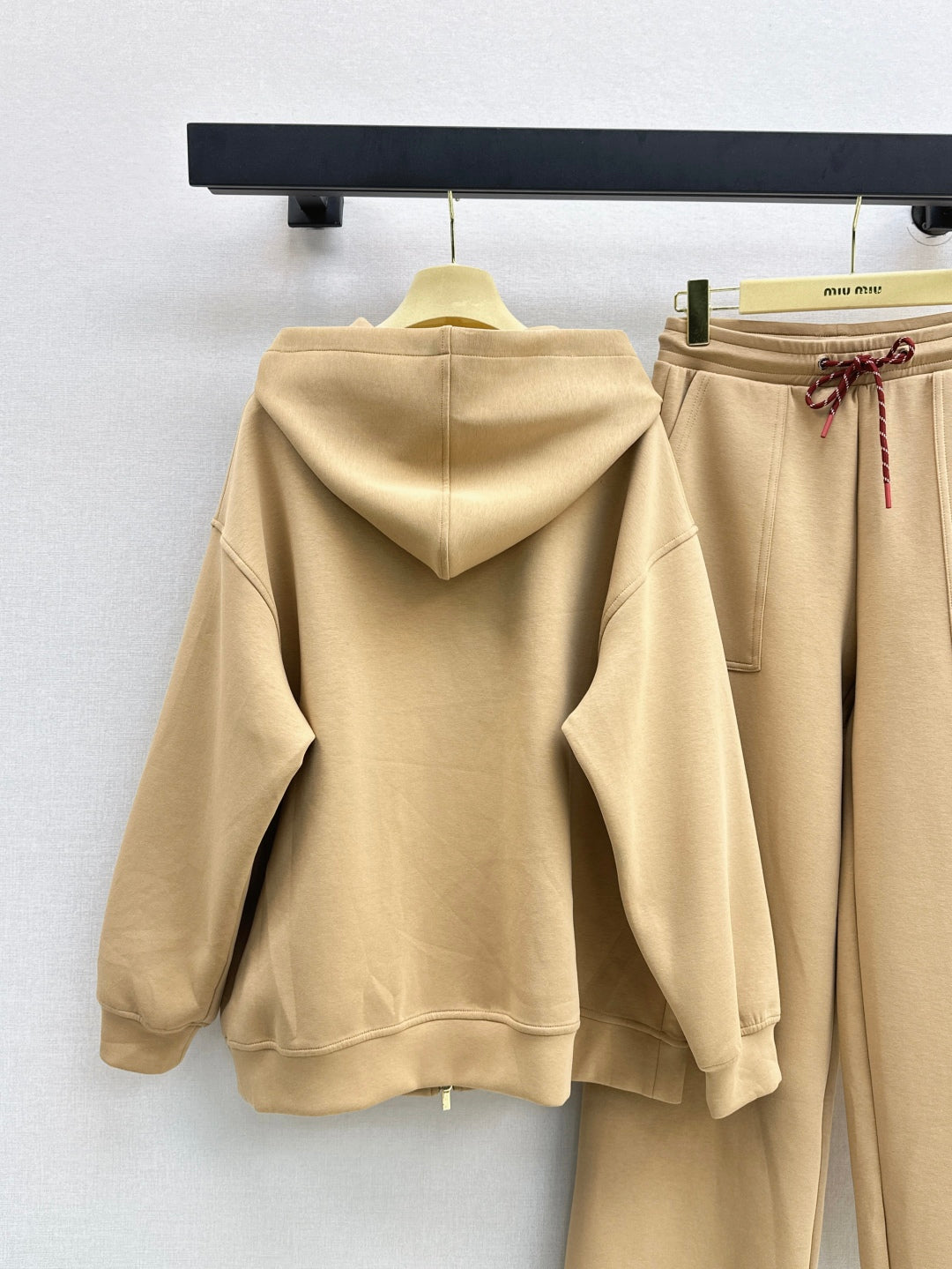 M 25fw tracksuit