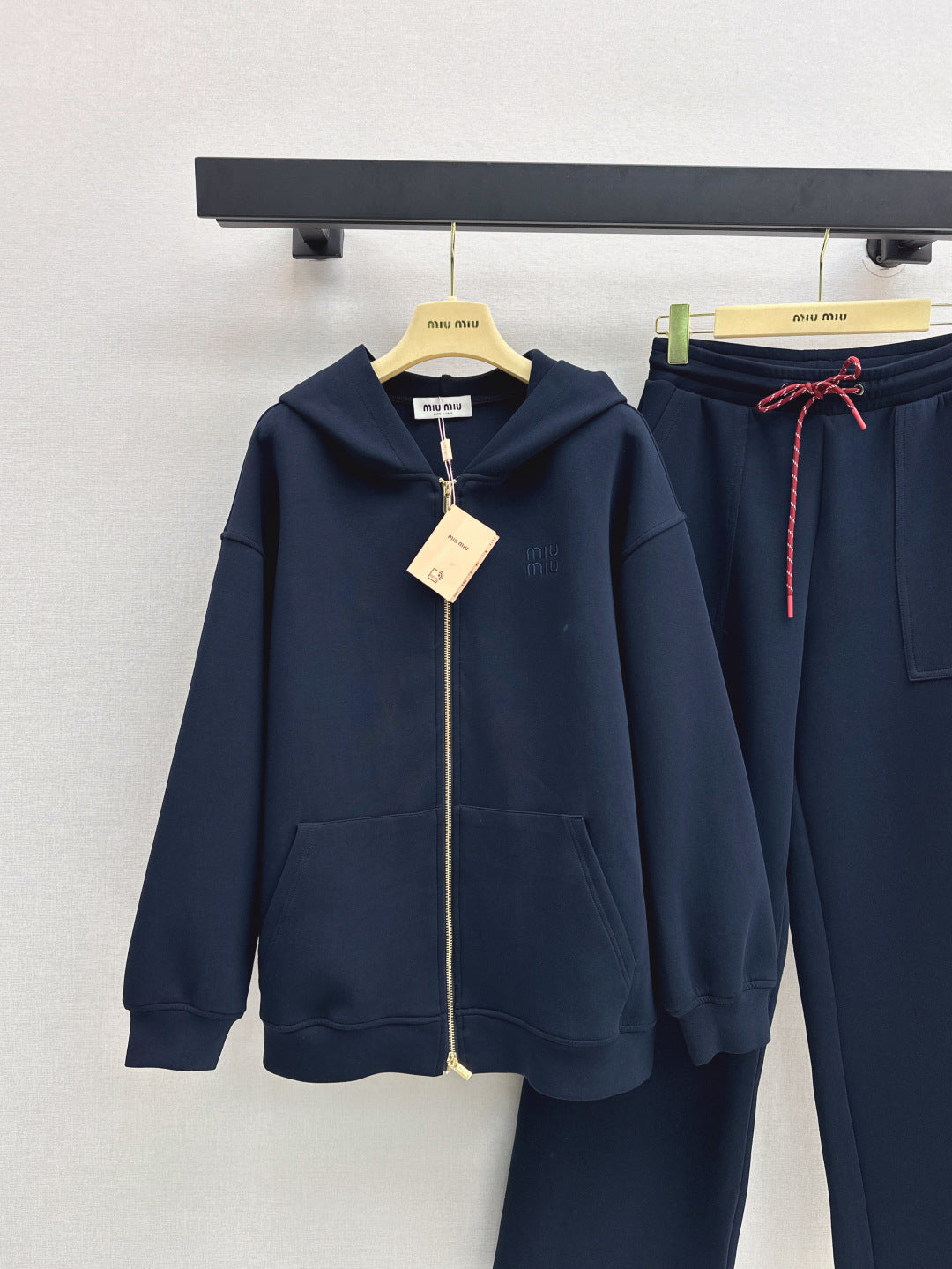 M 25fw tracksuit