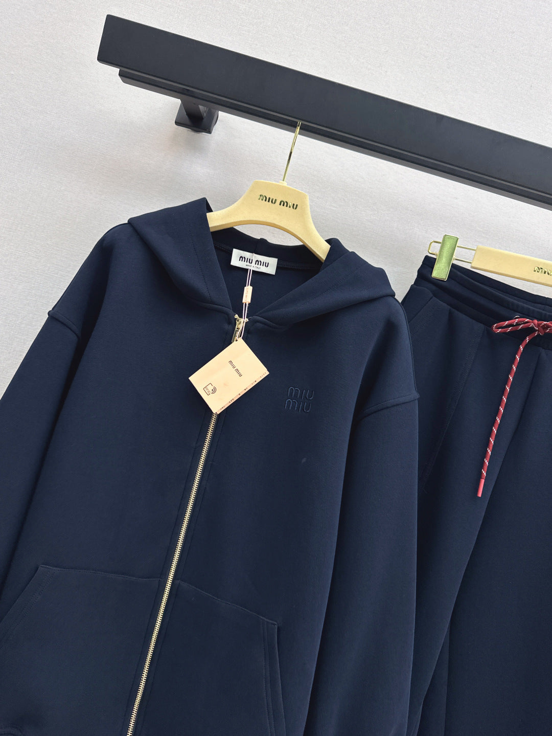 M 25fw tracksuit