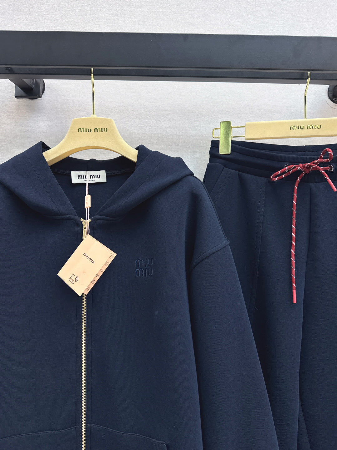 M 25fw tracksuit