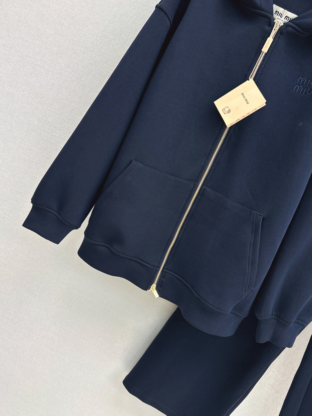 M 25fw tracksuit
