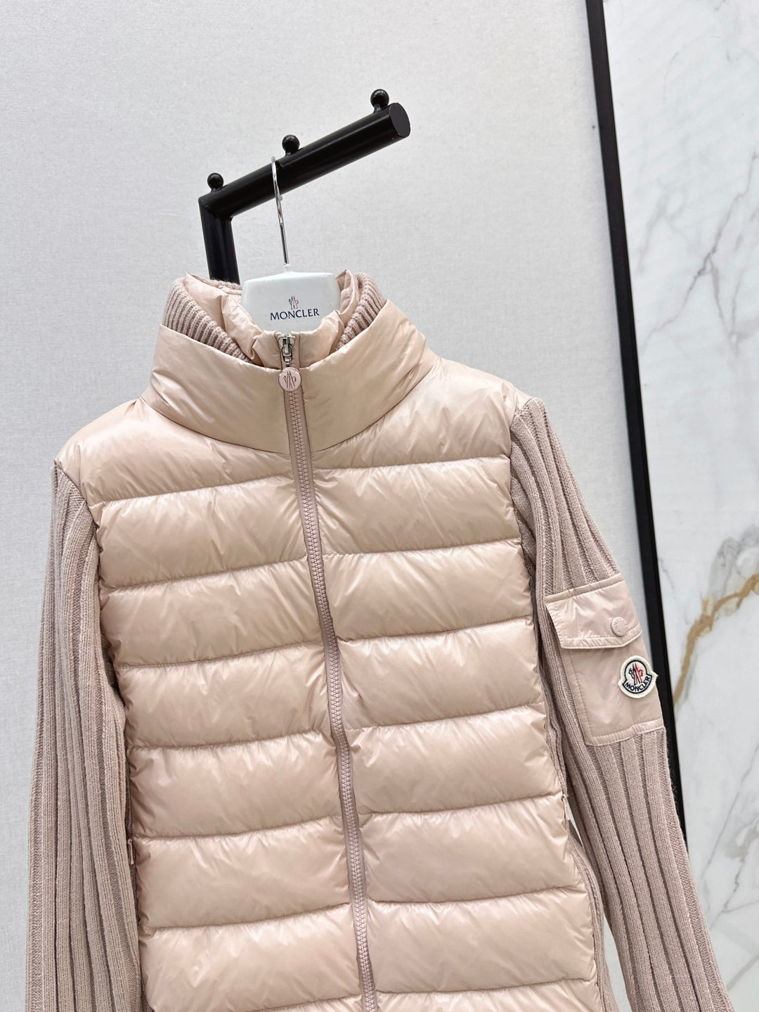 Mon 25fw donw jacket