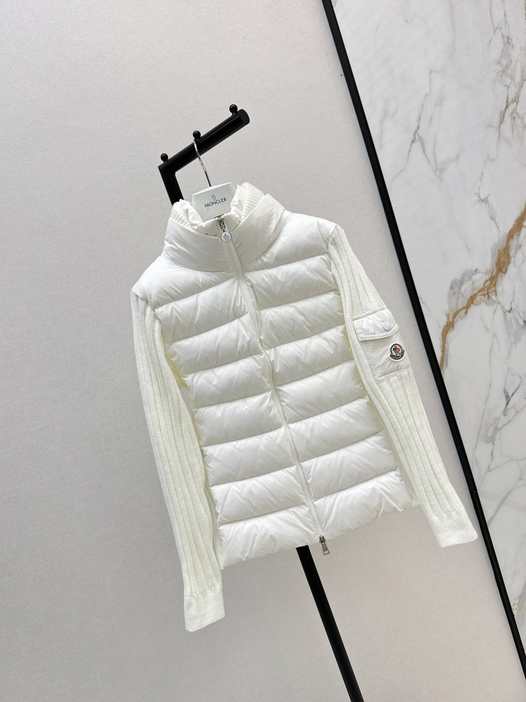 Mon 25fw donw jacket