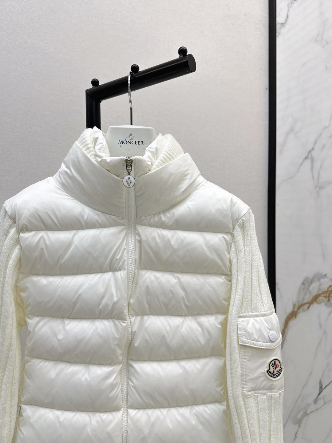 Mon 25fw donw jacket