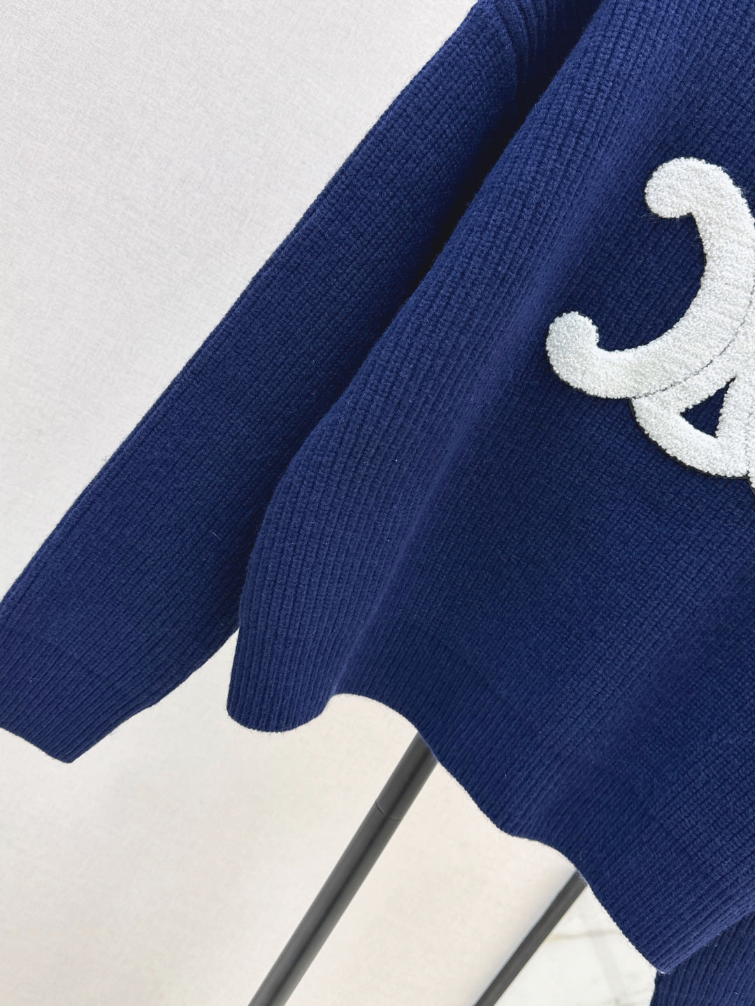 Ce 25fw embroidered sweater