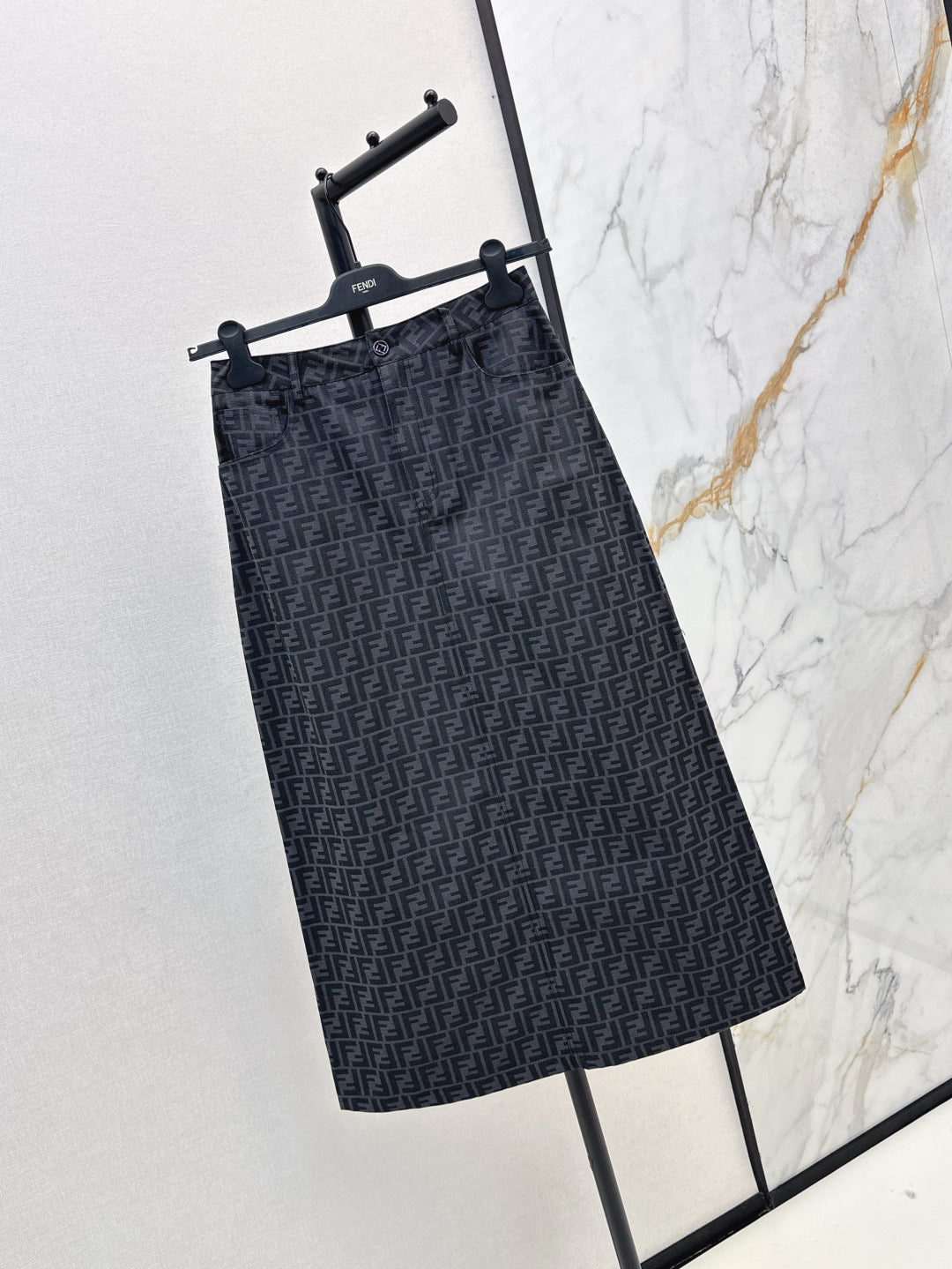 F 25fw jacquard skirt