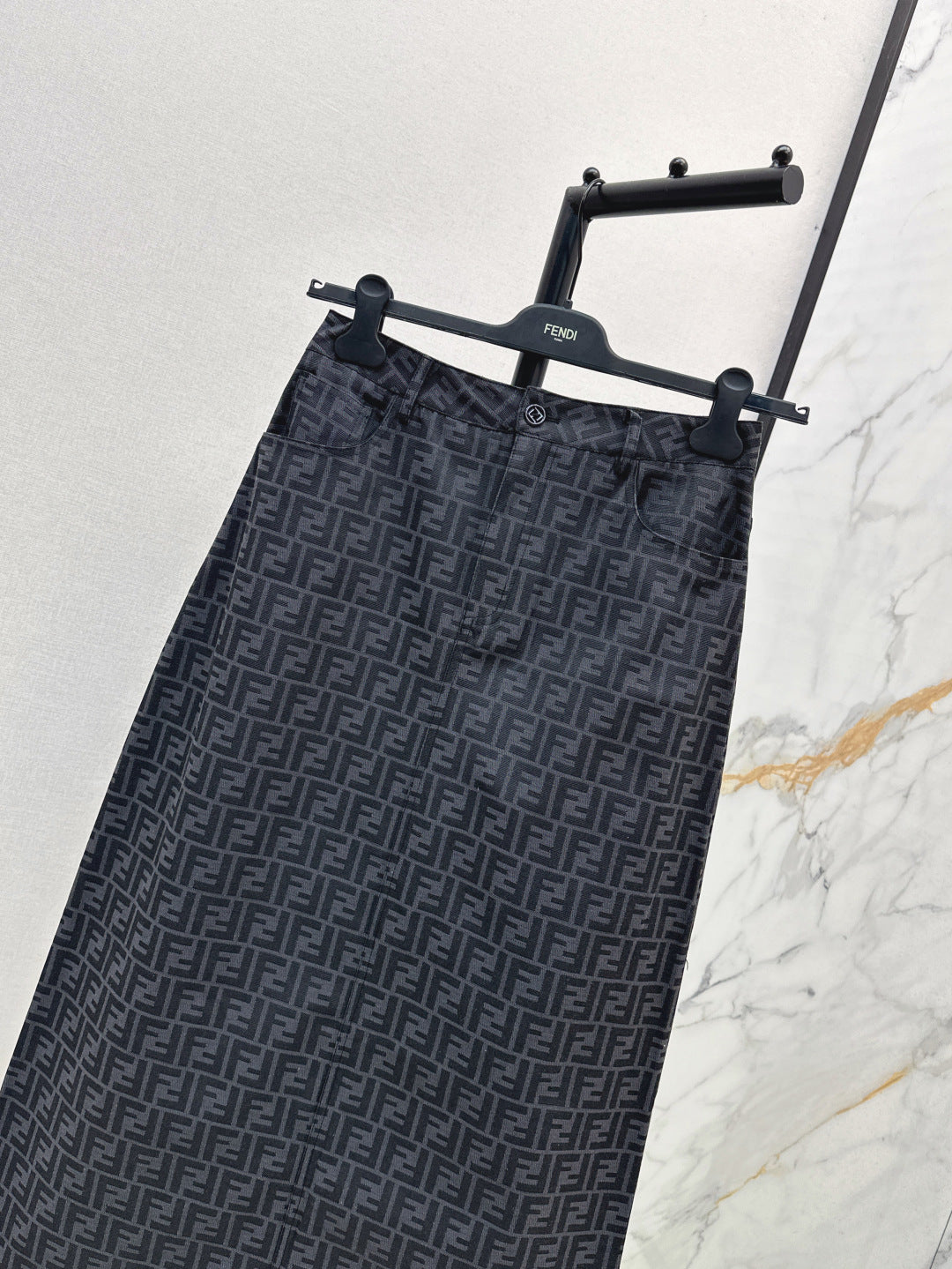 F 25fw jacquard skirt