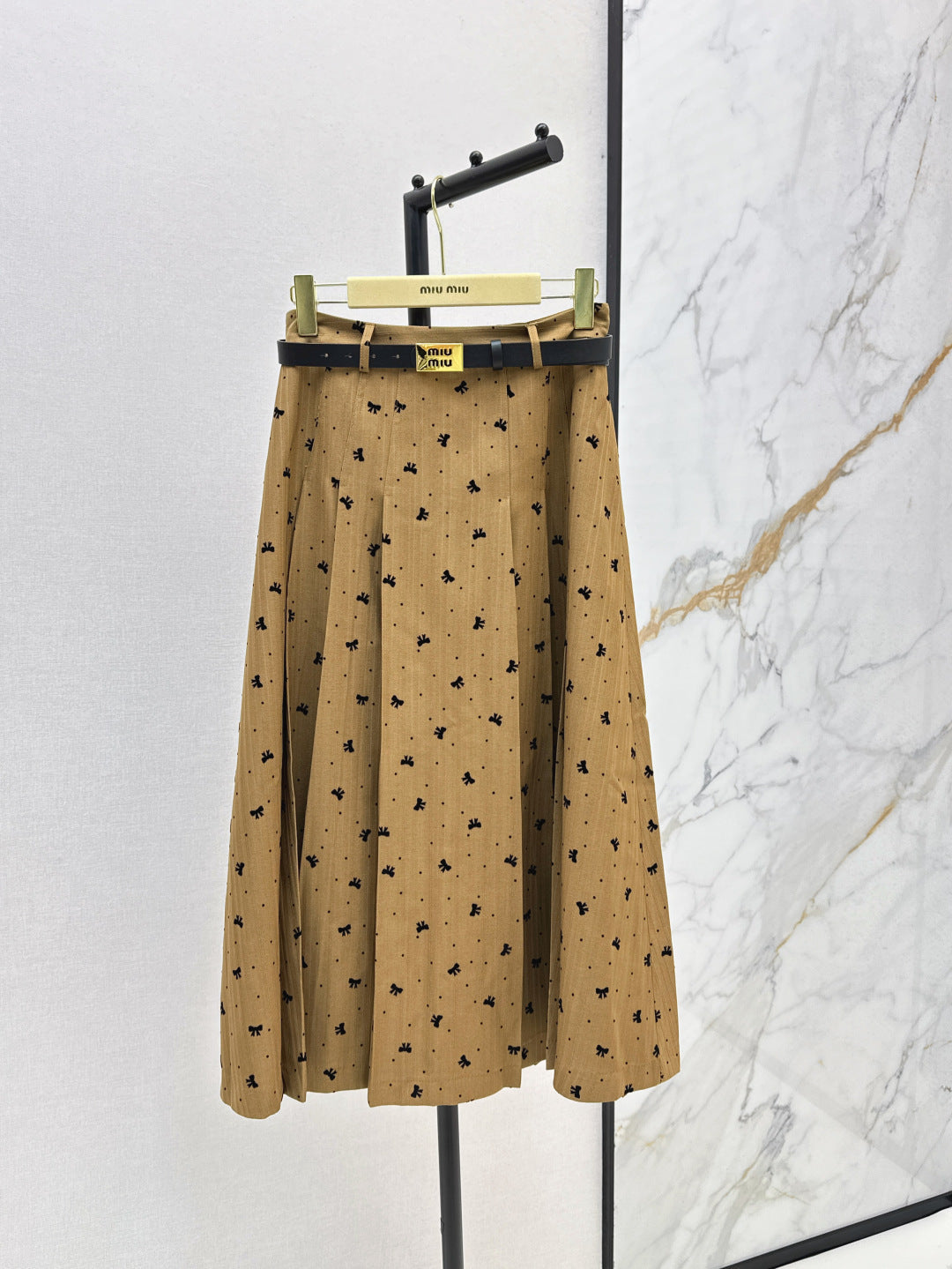 M 25fw jacquard skirt