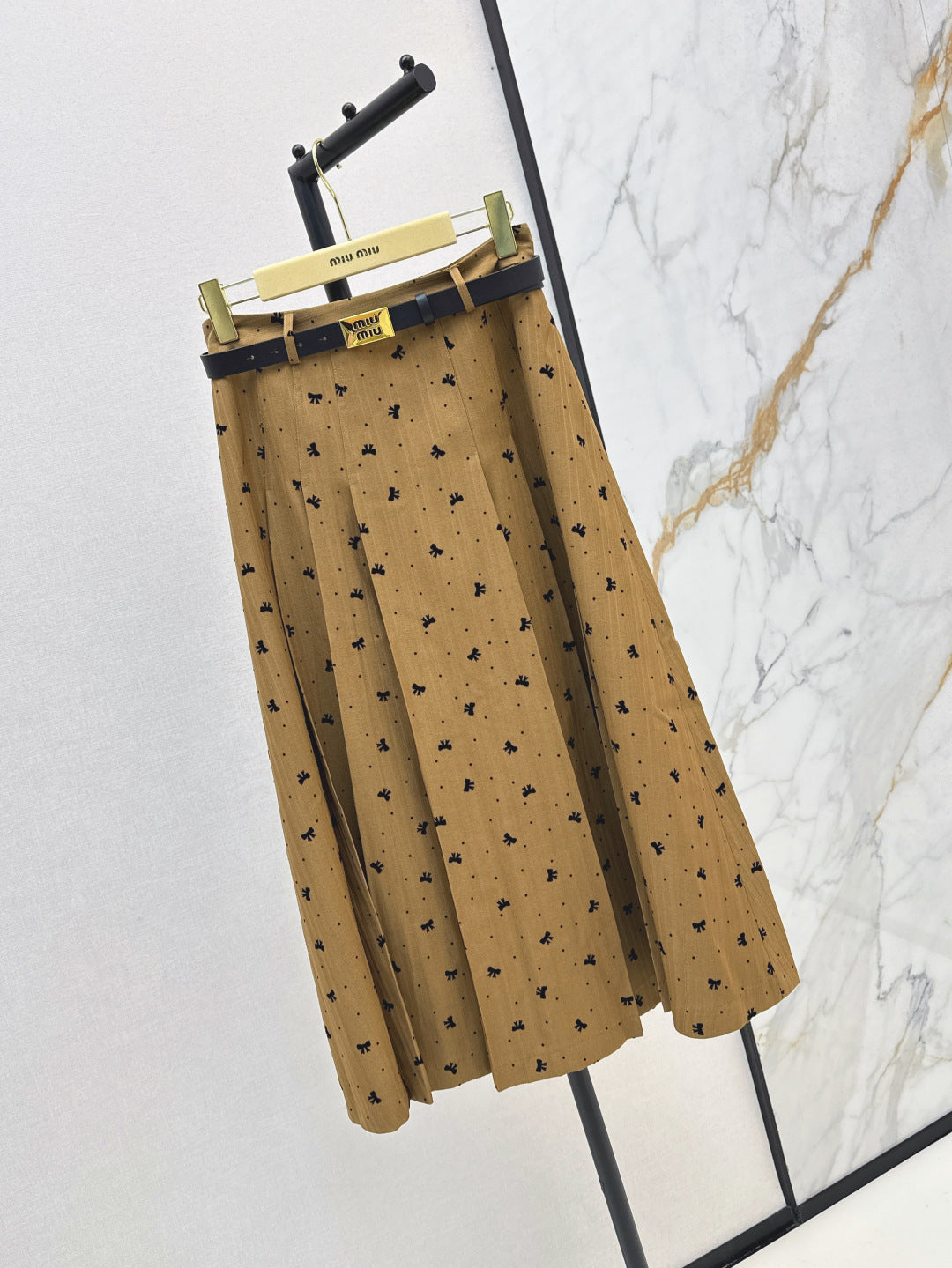 M 25fw jacquard skirt