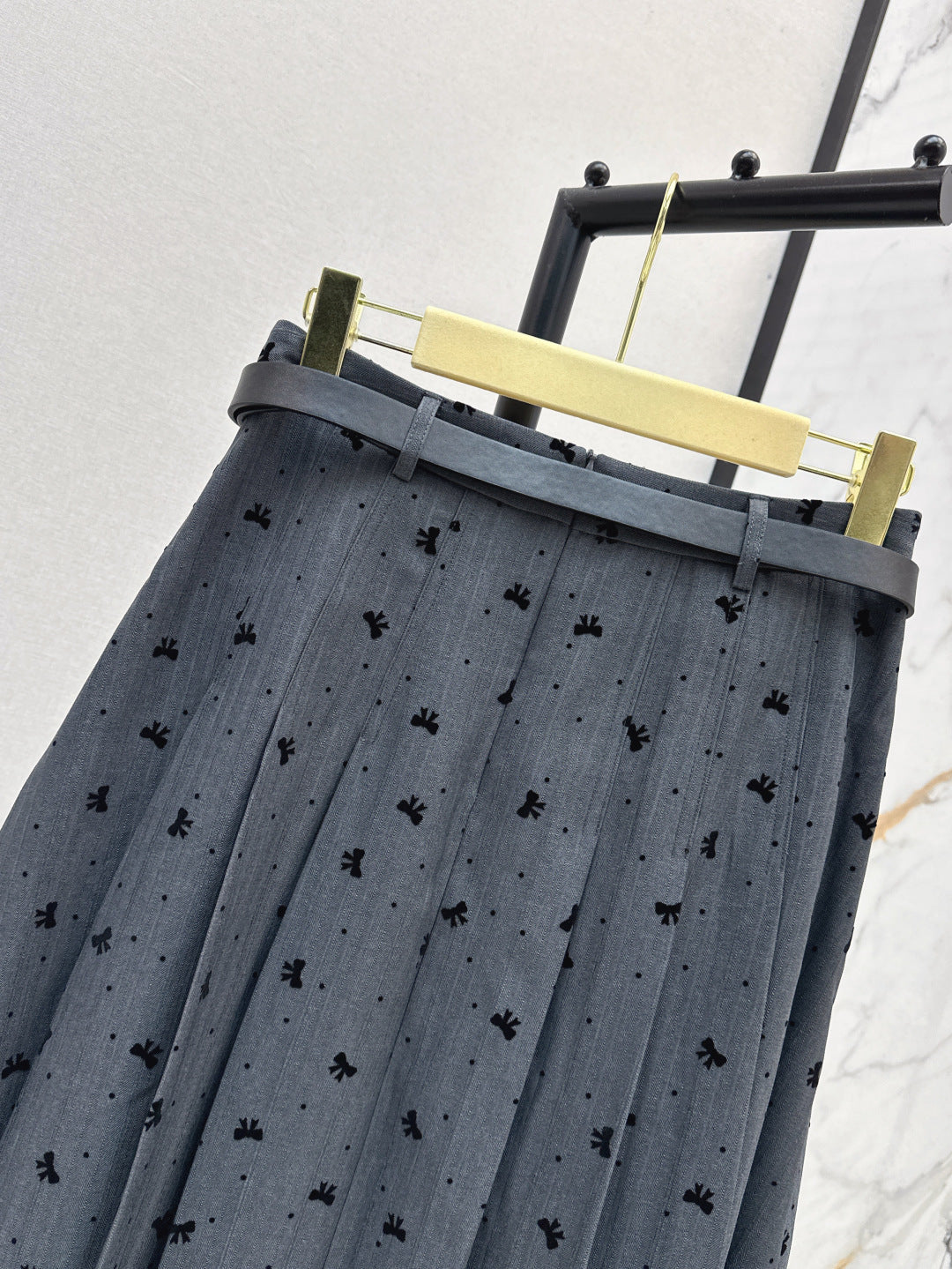 M 25fw jacquard skirt