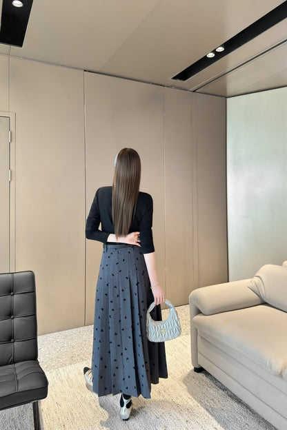 M 25fw jacquard skirt