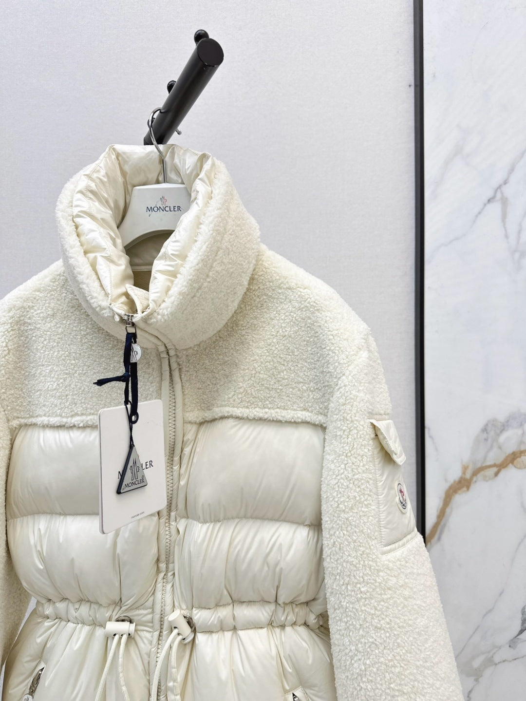 Mon 25fw down jacket