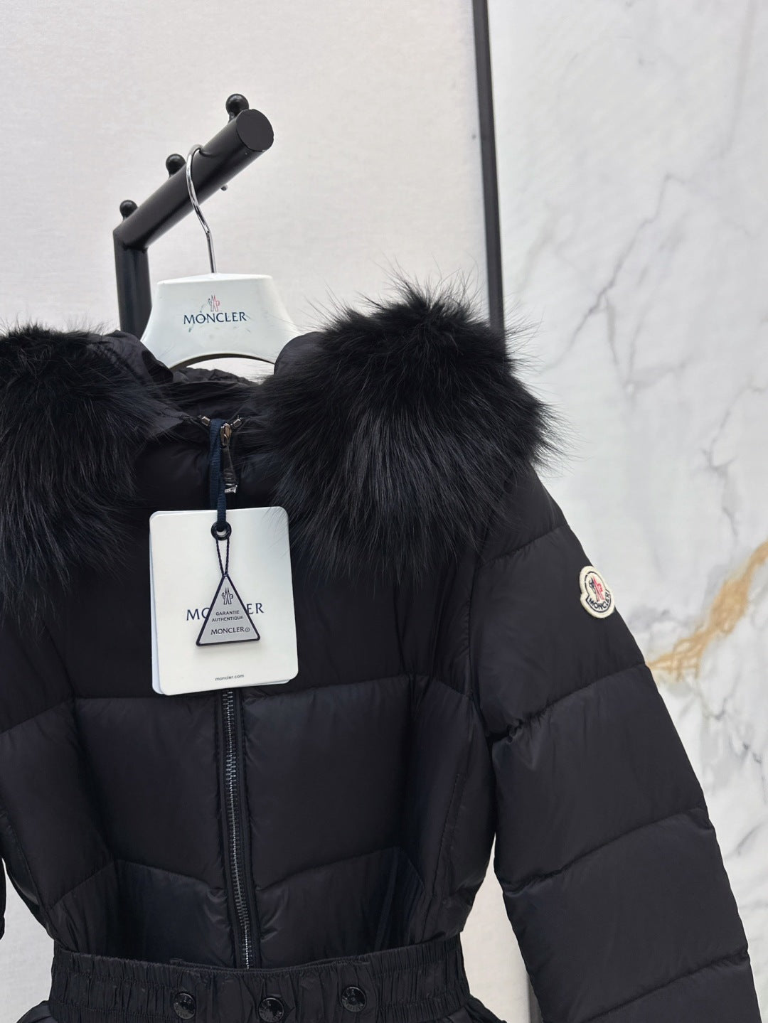 Mon 25fw down jacket