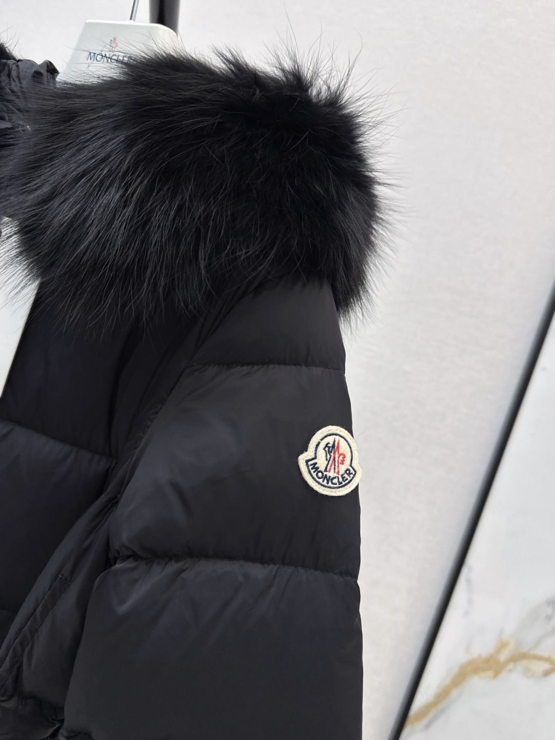 Mon 25fw down jacket
