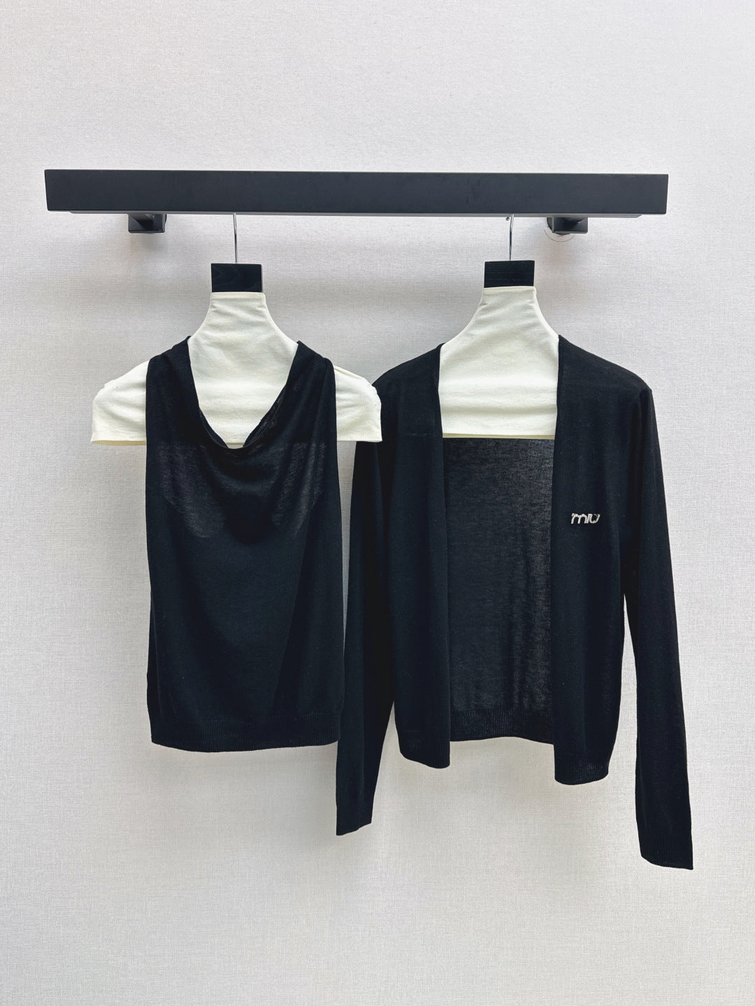 M 25fw knitted set
