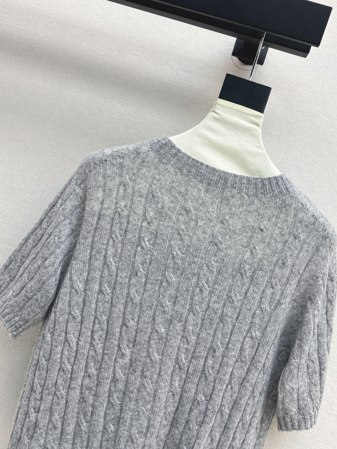 D 25fw knitted sweater