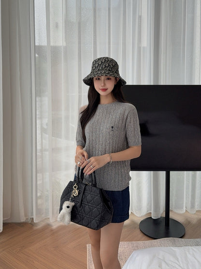 D 25fw knitted sweater