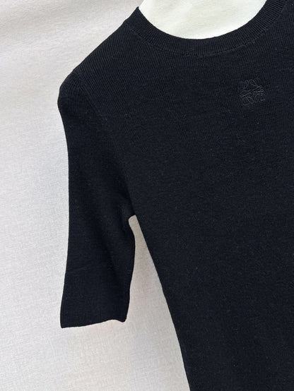 Loe 25fw knitted sweater
