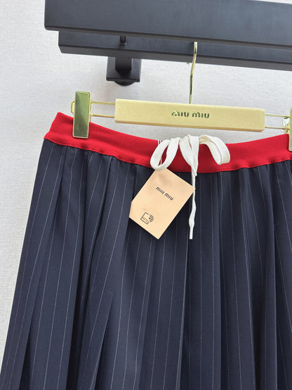 M 25fw pleated skirt