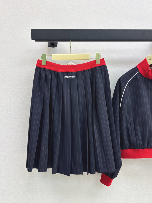 M 25fw pleated skirt