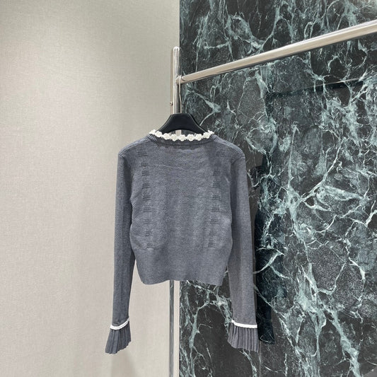 M 25fw Embroidered Flower Knit Cardigan
