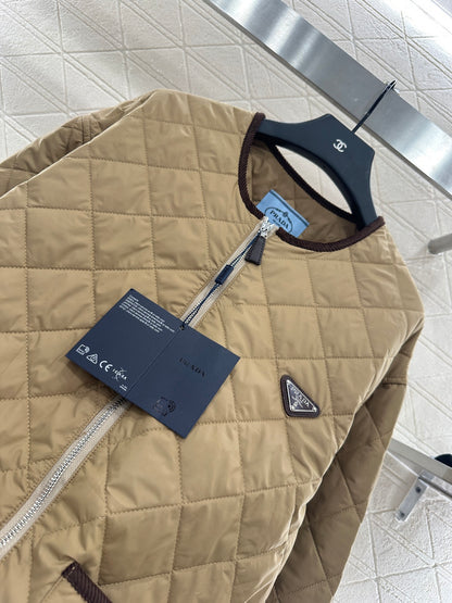 P 25 Diamond-patterned crew-neck down jacket.