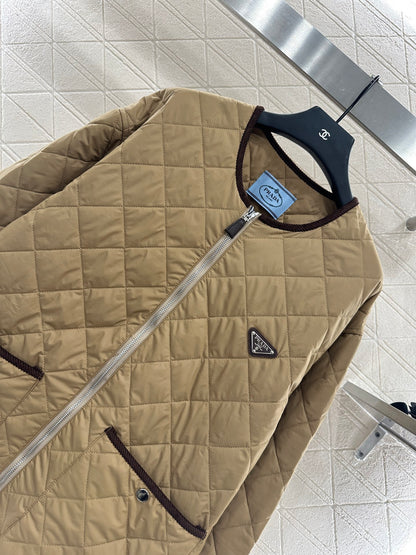 P 25 Diamond-patterned crew-neck down jacket.