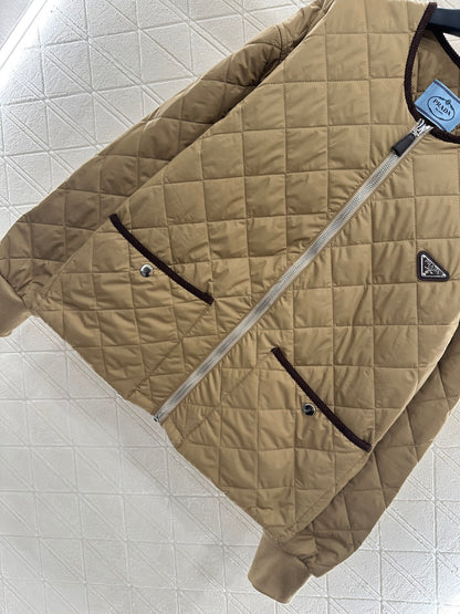 P 25 Diamond-patterned crew-neck down jacket.