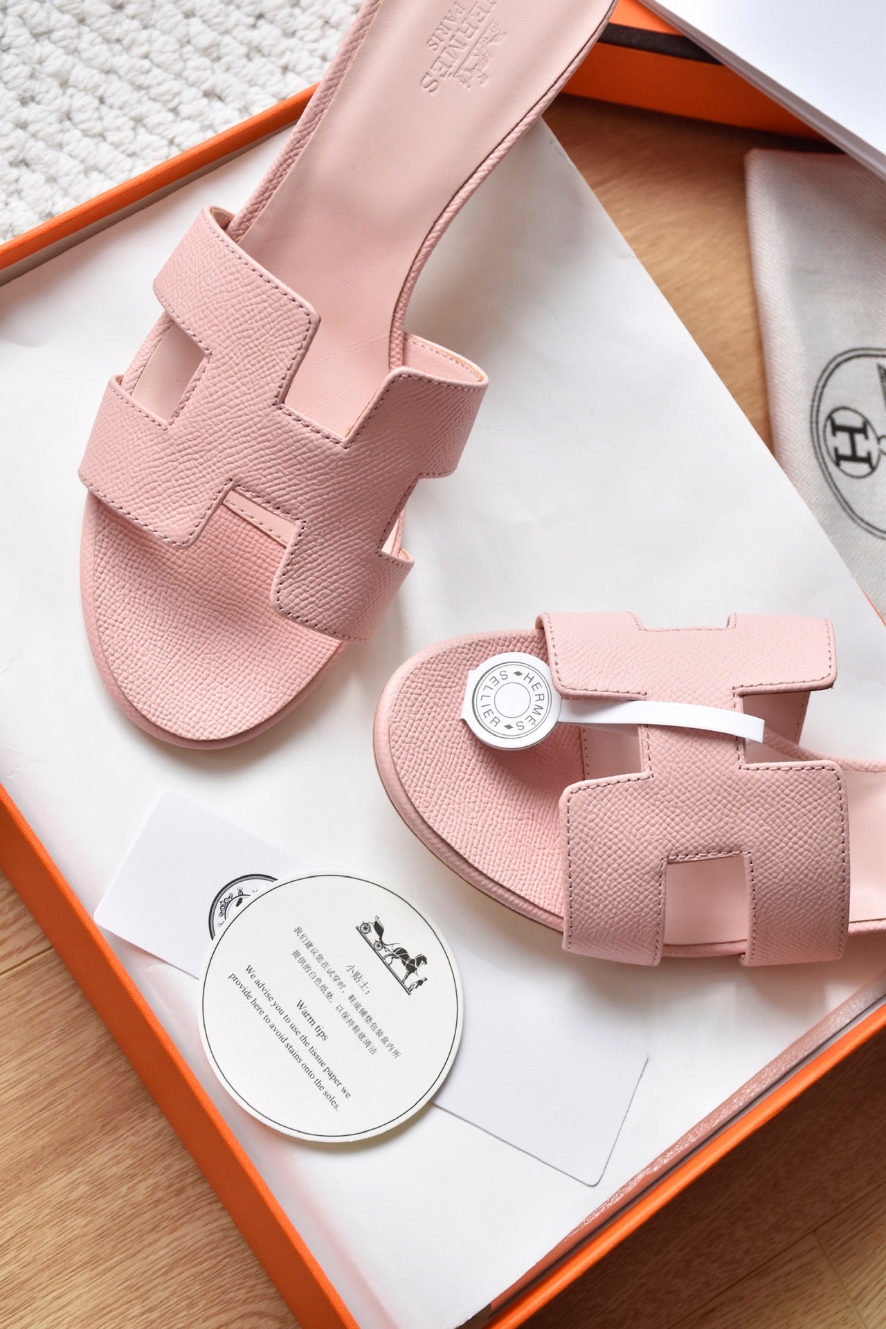 He 25 High-heeled leather sandals (4.5cm)