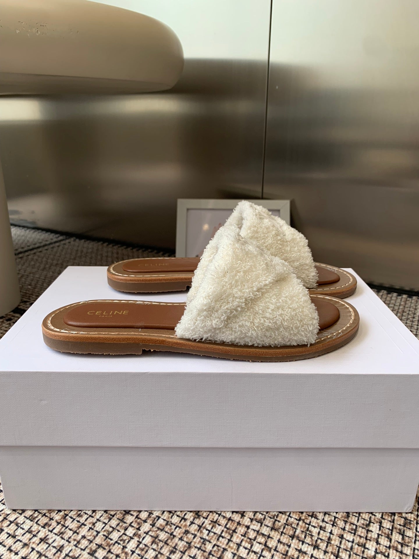 Ce 25ss New British-Style Flat Wool Slippers