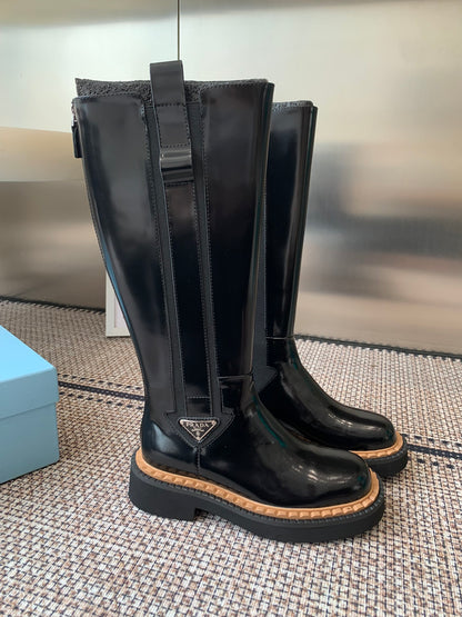Pra 25fw Classic matte black triangle boots