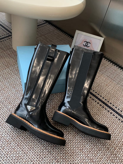 Pra 25fw Classic matte black triangle boots