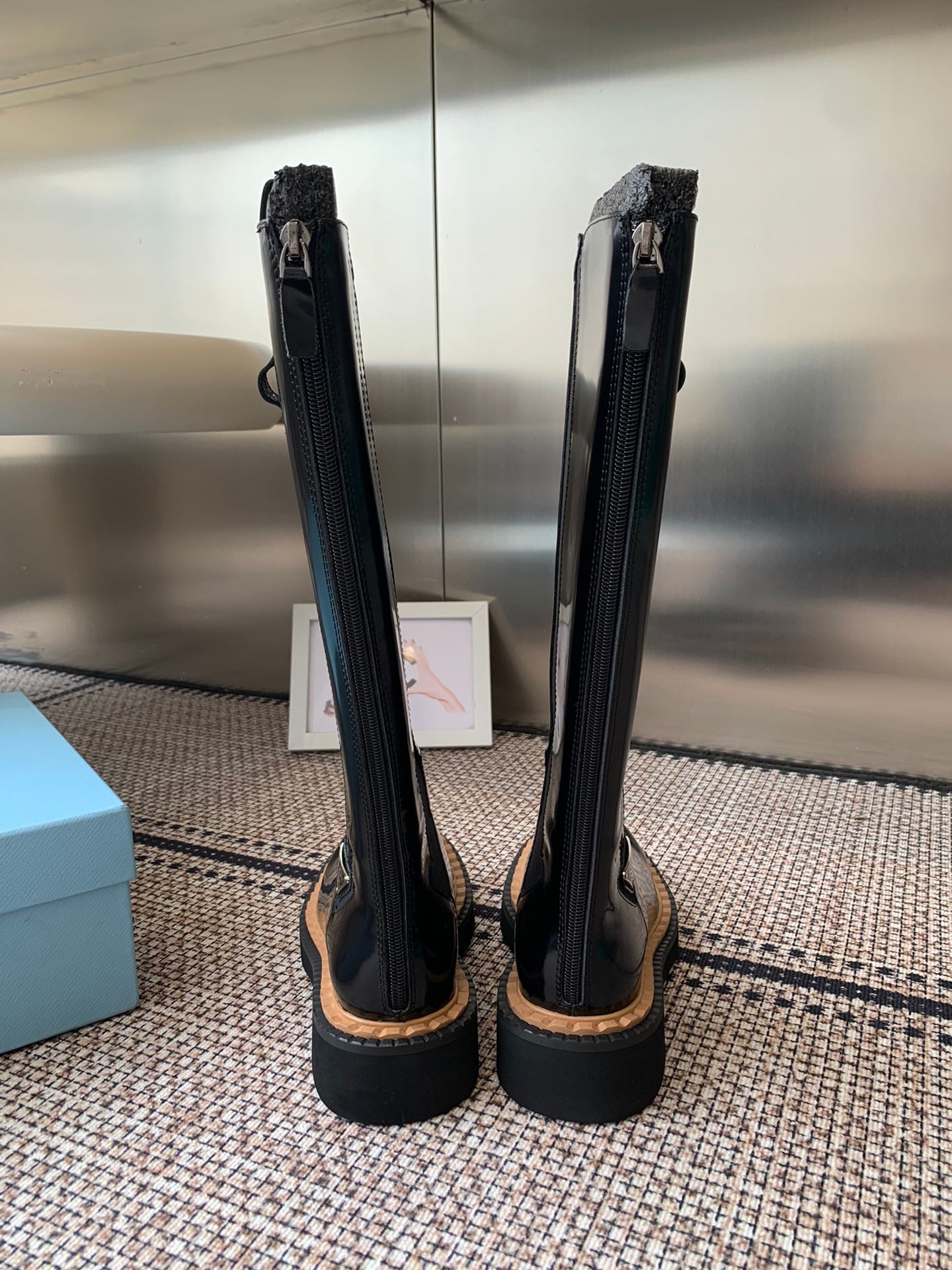Pra 25fw Classic matte black triangle boots