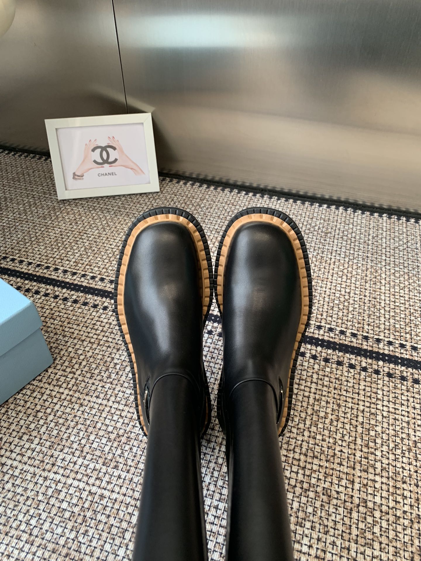 Pra 25fw Classic glossy black triangle boots