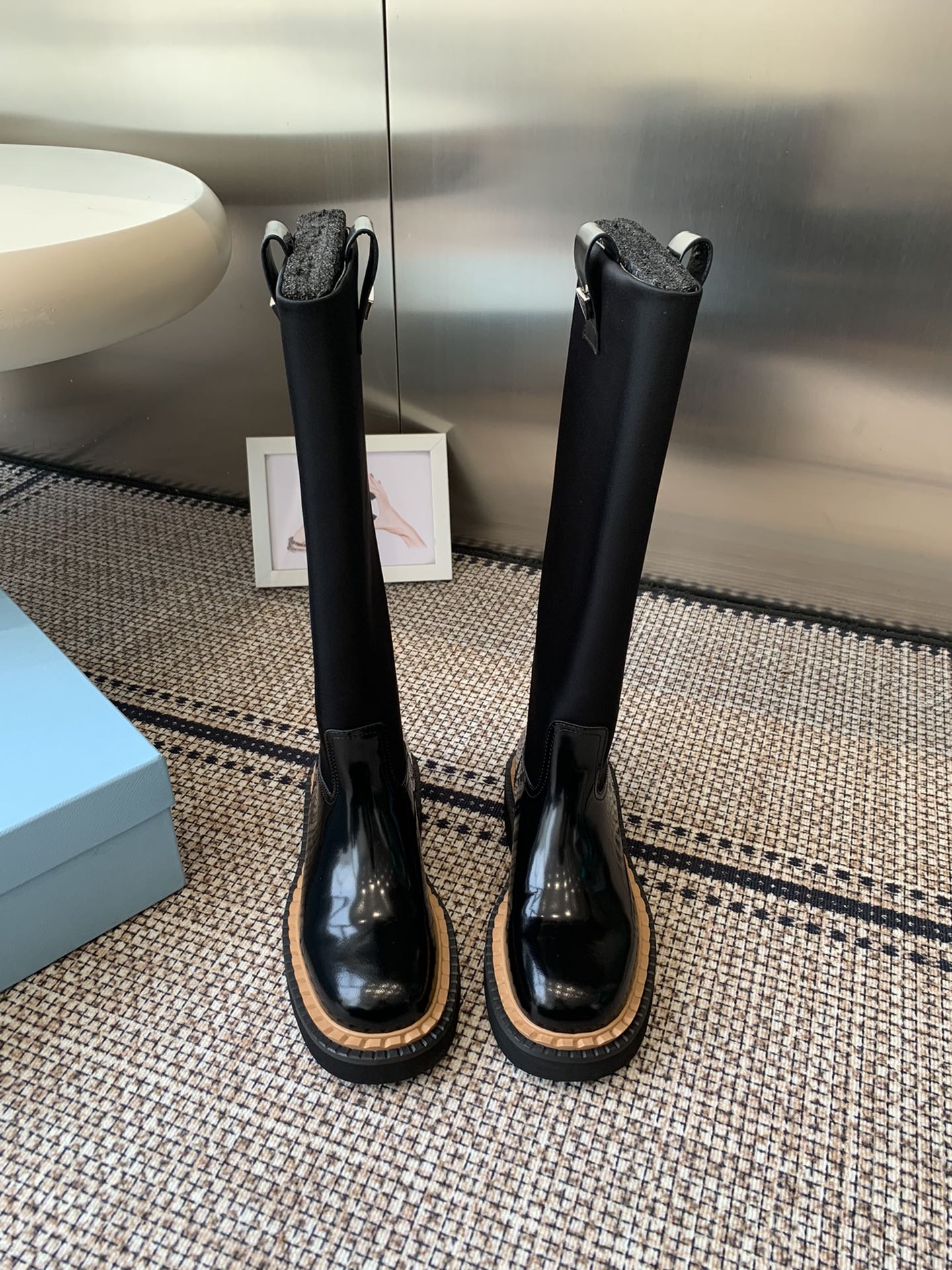 Pra 25fw Classic triangle-studded boots