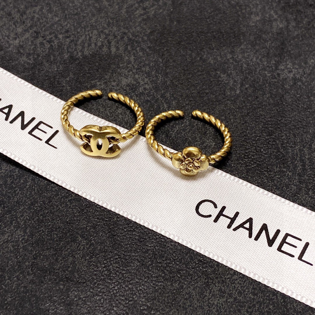 C 25 Simple logo + flower ring set